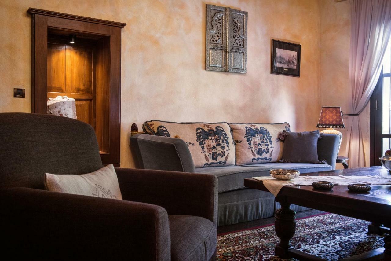 Lemuria Manor, Wine Dark Sea Villas Rhodes City ภายนอก รูปภาพ